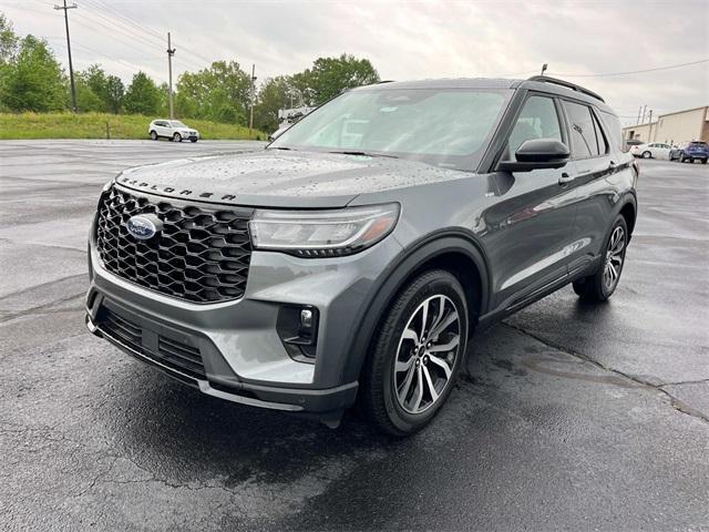 used 2025 Ford Explorer car, priced at $44,995