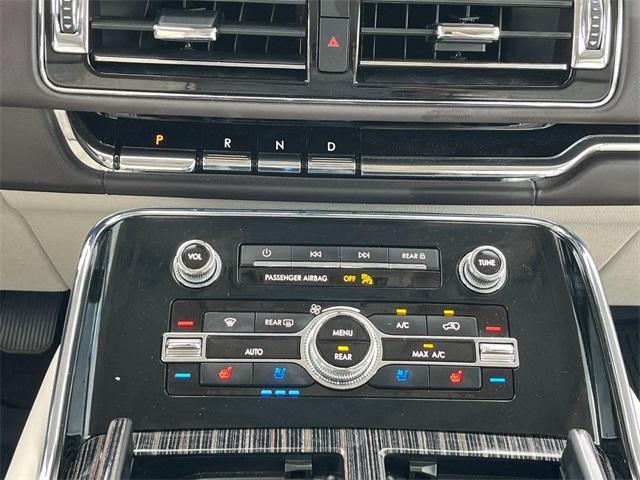 used 2024 Lincoln Navigator car, priced at $88,795