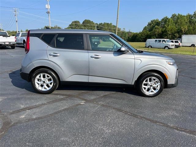 used 2022 Kia Soul car, priced at $17,900