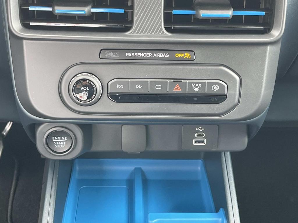 new 2025 Ford Maverick car, priced at $34,450