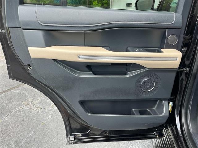 used 2024 Ford Expedition car, priced at $60,995