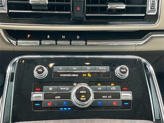 used 2024 Lincoln Navigator L car, priced at $87,500