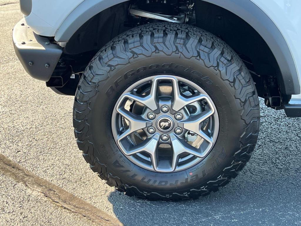new 2025 Ford Bronco car, priced at $59,590