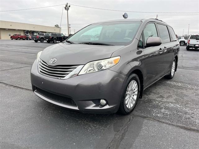 used 2013 Toyota Sienna car, priced at $15,995