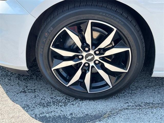 used 2018 Chevrolet Malibu car, priced at $18,995