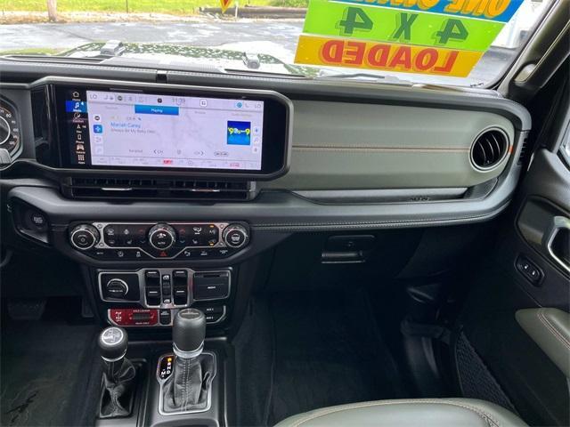 used 2024 Jeep Gladiator car