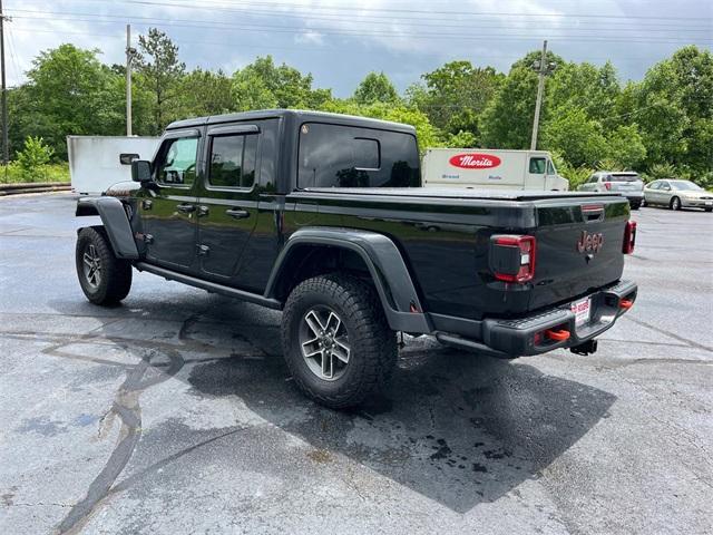 used 2024 Jeep Gladiator car