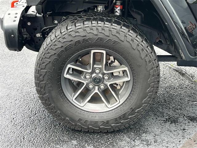 used 2024 Jeep Gladiator car