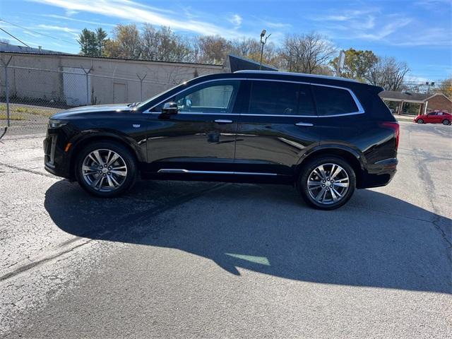 used 2022 Cadillac XT6 car, priced at $31,995