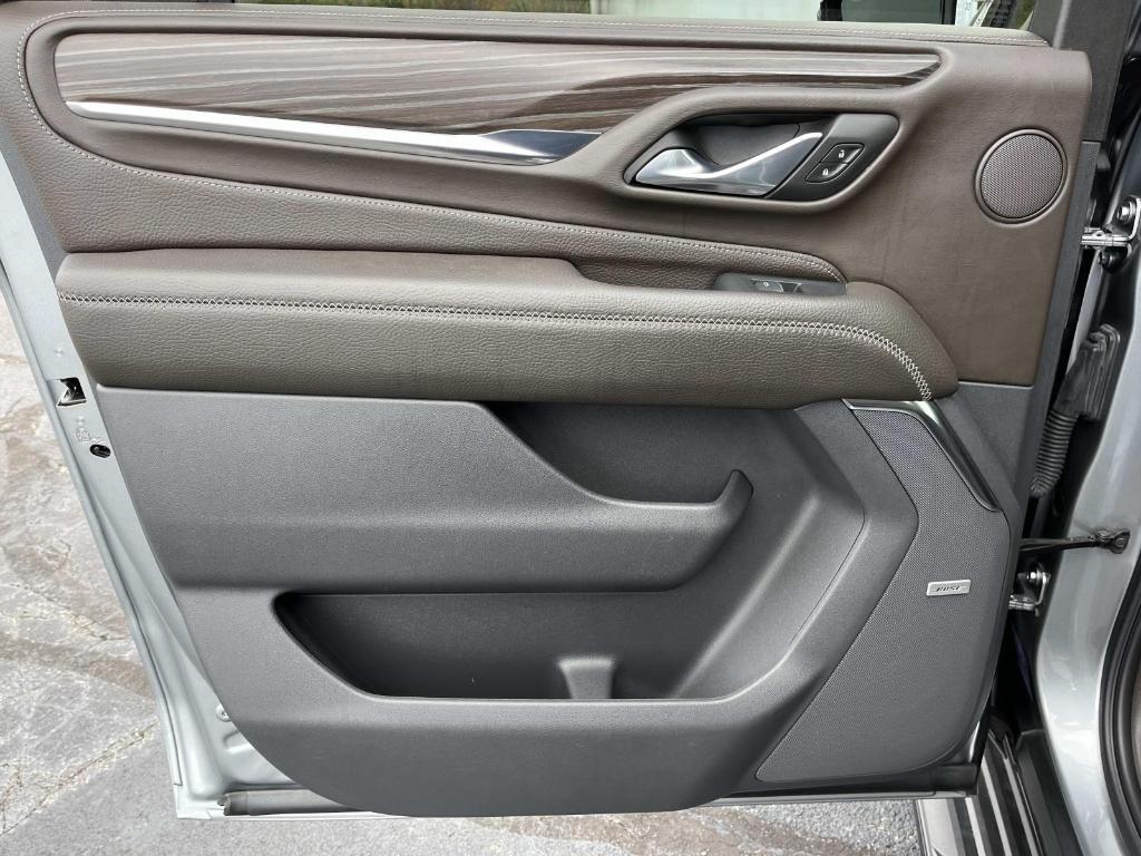 used 2024 GMC Yukon XL car, priced at $70,995