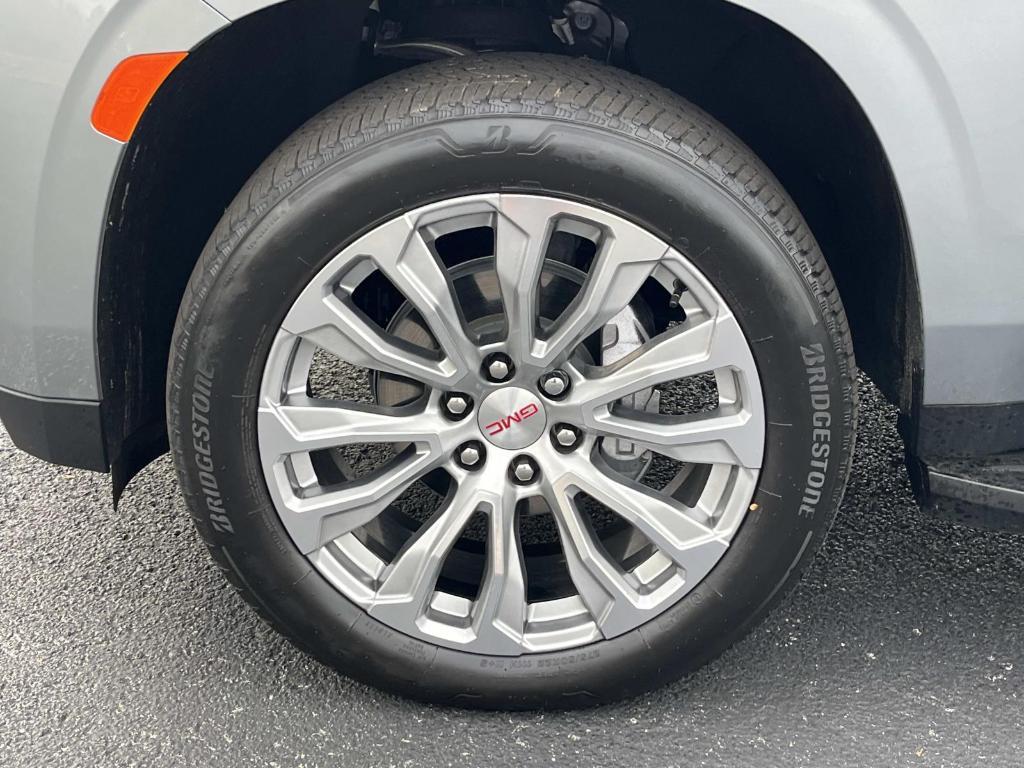 used 2024 GMC Yukon XL car, priced at $70,995