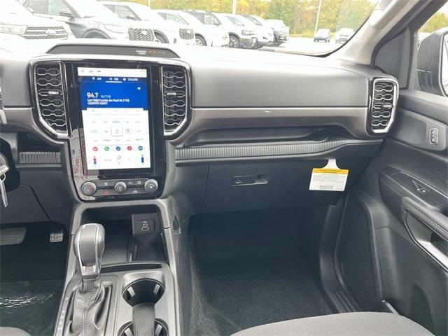 new 2025 Ford Ranger car, priced at $41,950