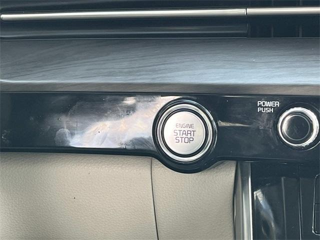 used 2022 Kia Carnival car, priced at $29,995