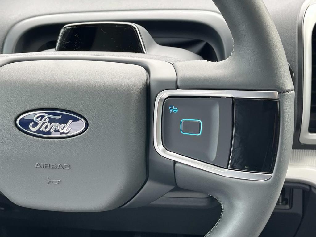 new 2025 Ford Expedition Max car, priced at $74,340