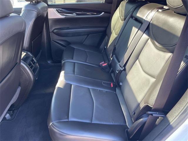 used 2025 Cadillac XT5 car