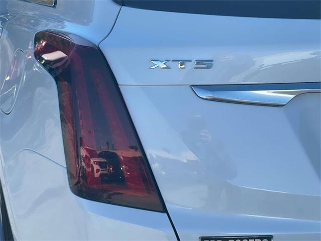 used 2025 Cadillac XT5 car