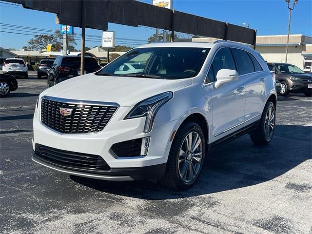 used 2025 Cadillac XT5 car