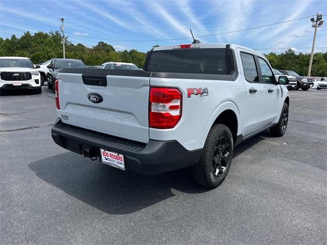 new 2025 Ford Maverick car