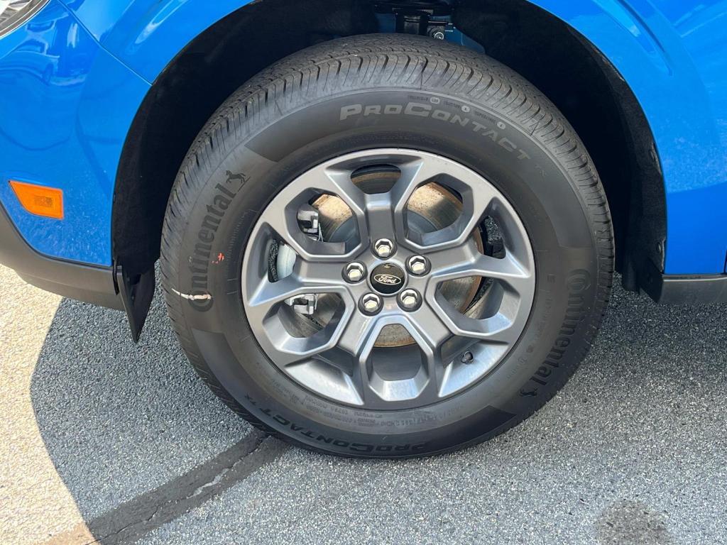 new 2025 Ford Maverick car, priced at $34,650