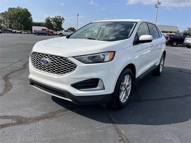 used 2024 Ford Edge car, priced at $24,850