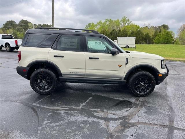 new 2025 Ford Bronco Sport car, priced at $43,530
