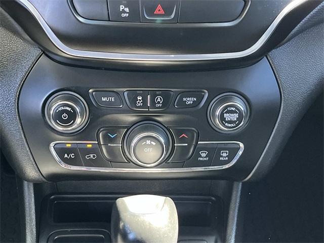 used 2019 Jeep Cherokee car, priced at $11,995