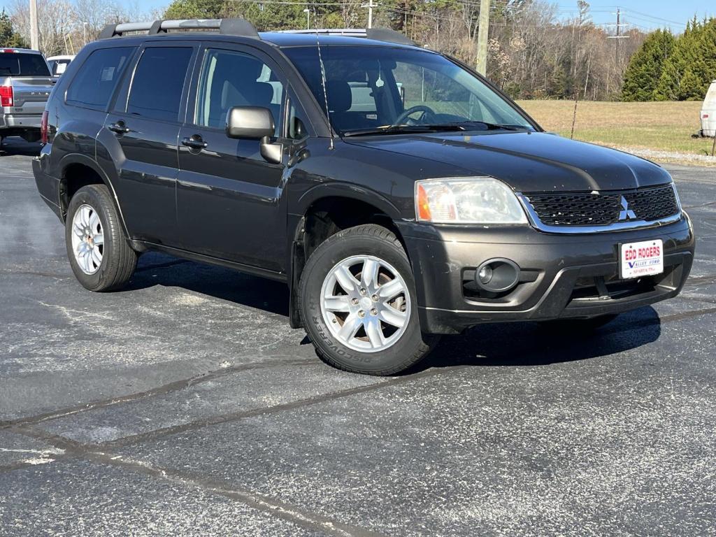 used 2011 Mitsubishi Endeavor car, priced at $3,995