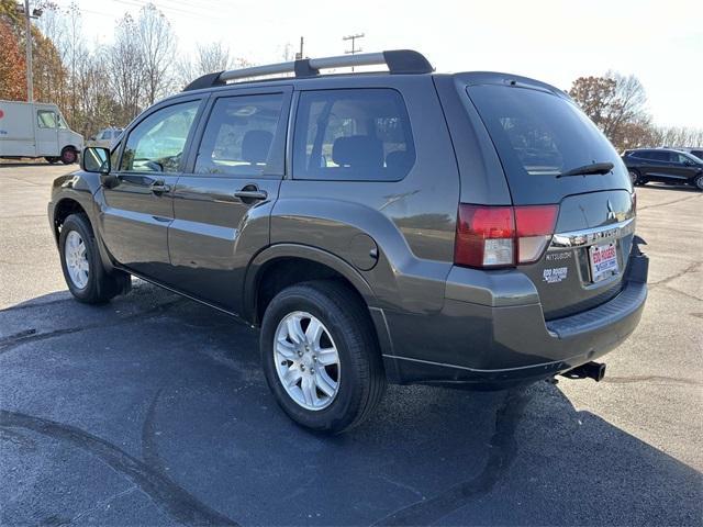 used 2011 Mitsubishi Endeavor car, priced at $3,995
