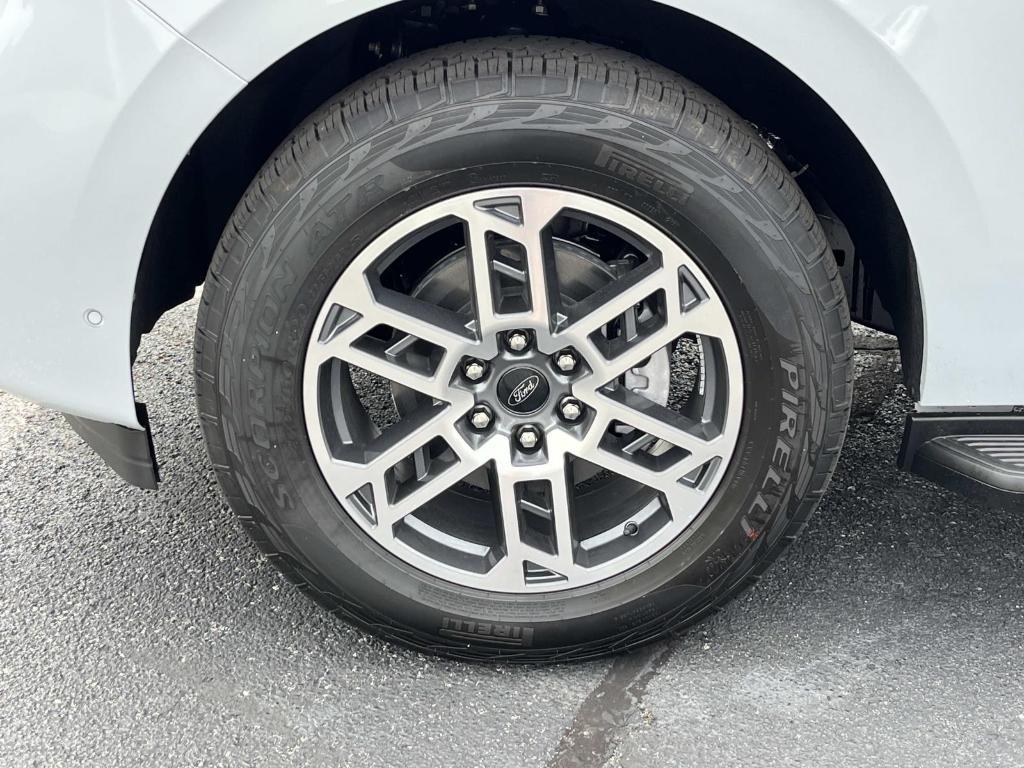 new 2025 Ford Expedition Max car, priced at $73,610