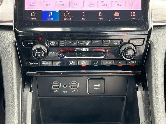 used 2023 Jeep Grand Cherokee L car, priced at $30,995