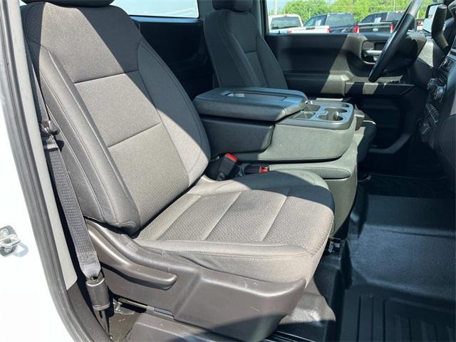 used 2024 Chevrolet Silverado 1500 car, priced at $31,995