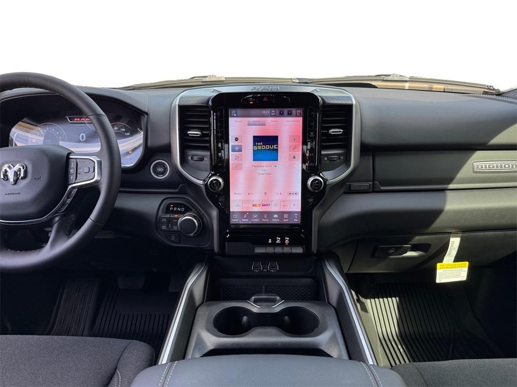 new 2025 Ram 1500 car, priced at $46,662