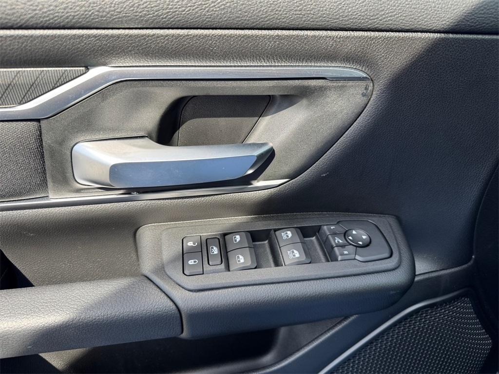 new 2025 Ram 1500 car, priced at $46,662