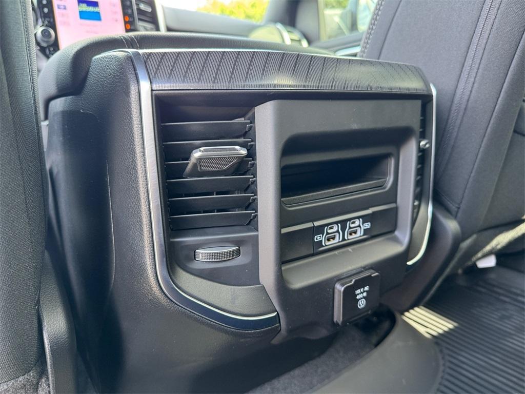 new 2025 Ram 1500 car, priced at $46,662