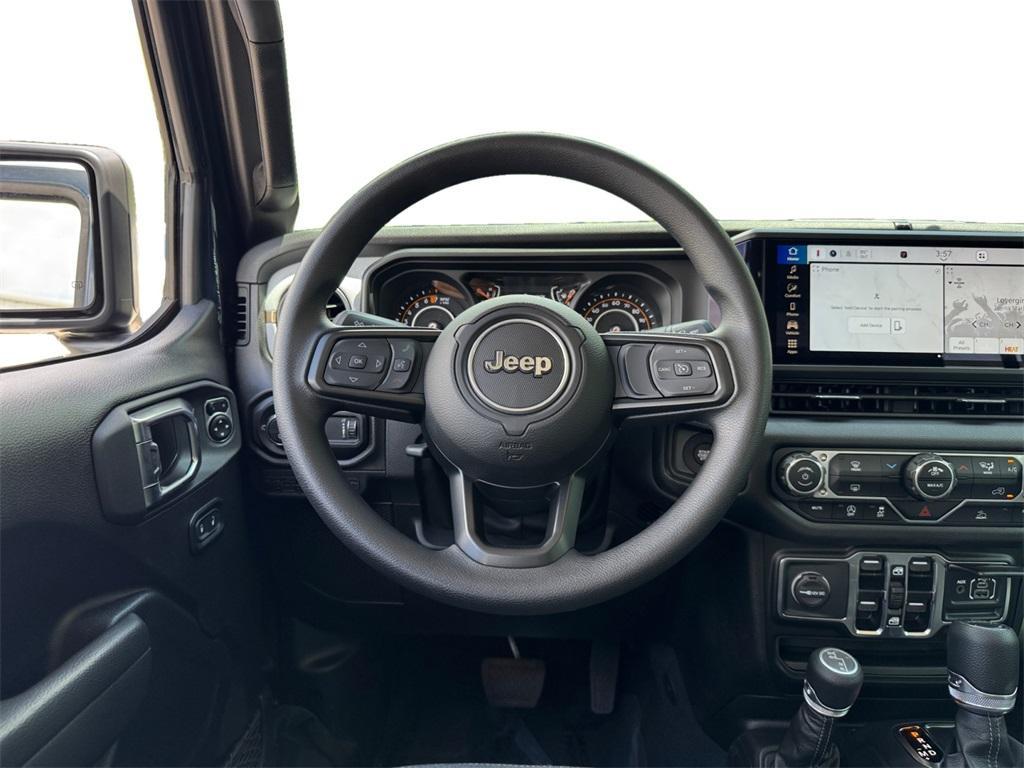 new 2025 Jeep Gladiator car, priced at $41,592