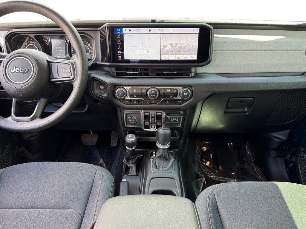 new 2025 Jeep Gladiator car, priced at $41,592