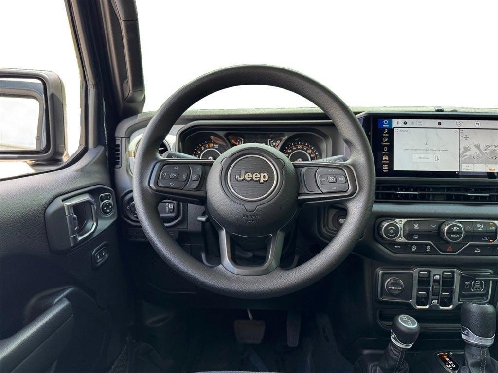 new 2025 Jeep Gladiator car, priced at $41,592