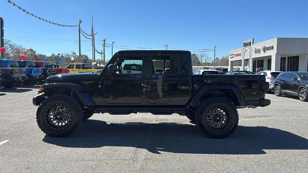 new 2025 Jeep Gladiator car, priced at $42,473