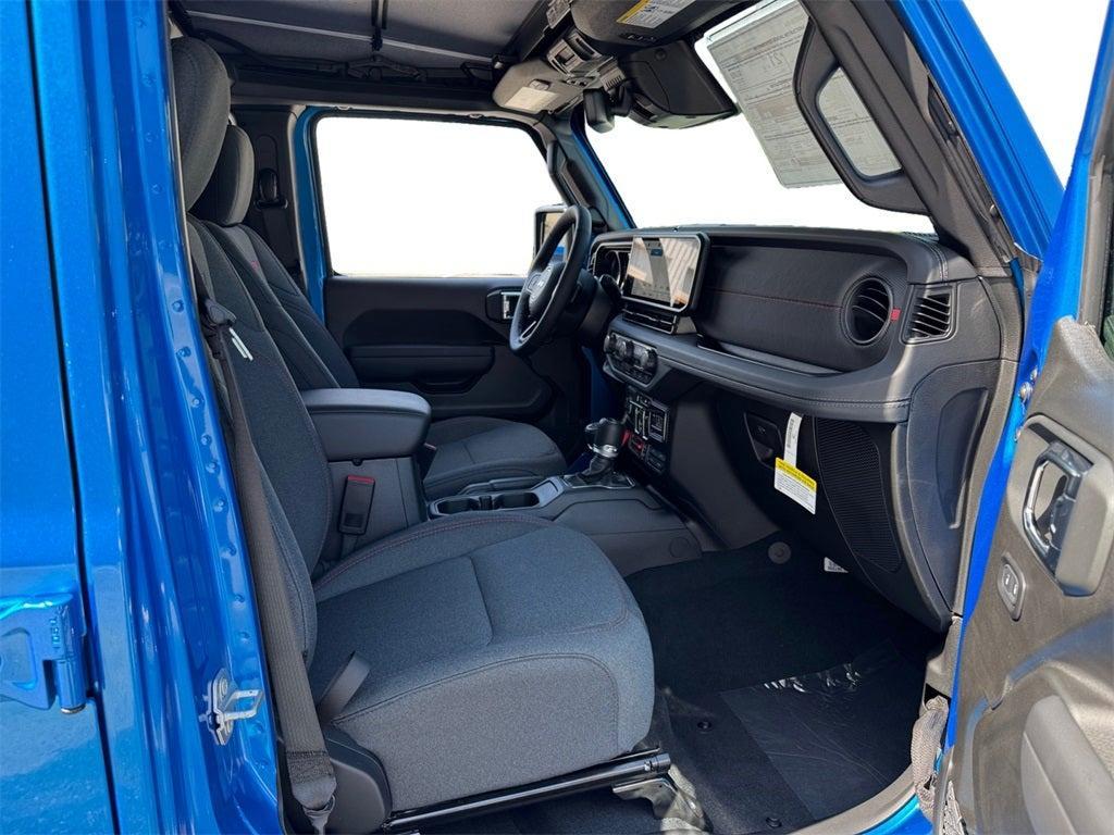new 2025 Jeep Wrangler car, priced at $1,189,232