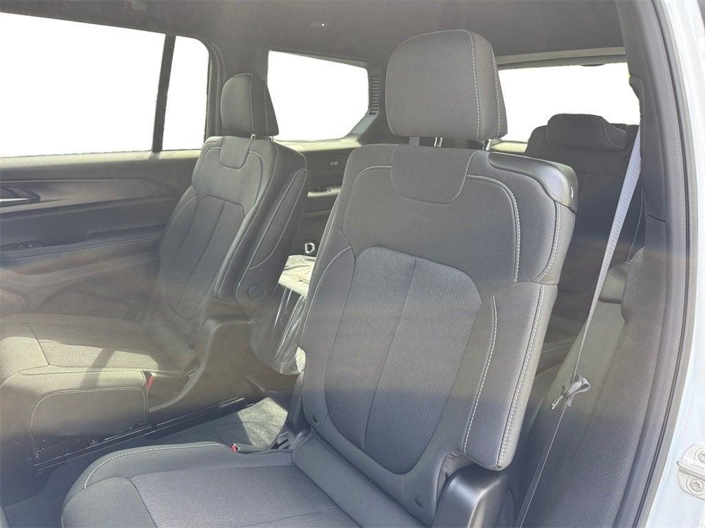 new 2025 Jeep Grand Cherokee L car, priced at $38,482