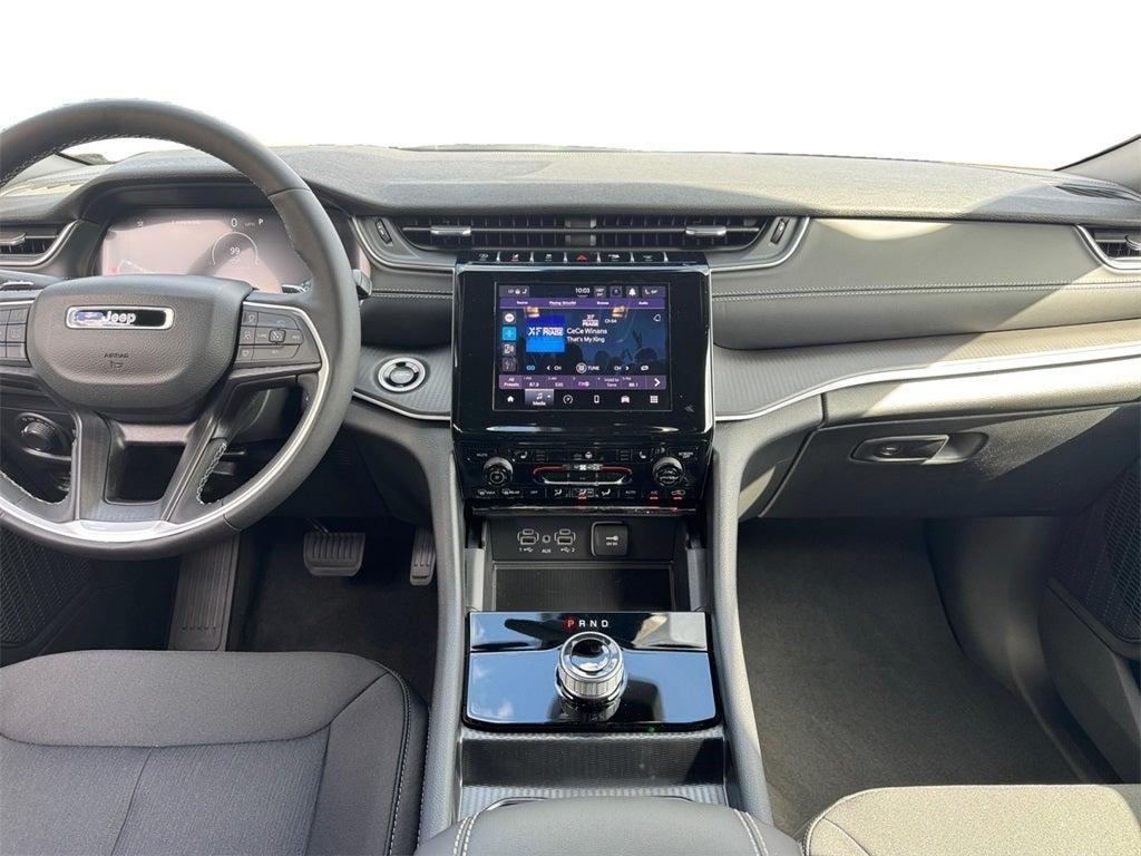new 2025 Jeep Grand Cherokee L car, priced at $38,482