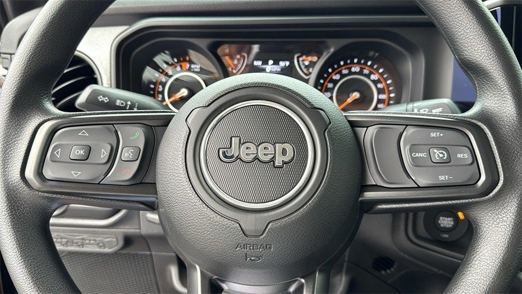 new 2025 Jeep Gladiator car, priced at $39,114