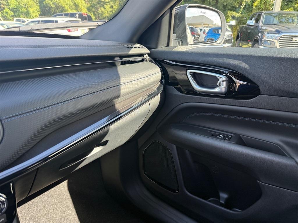 new 2026 Jeep Compass car, priced at $28,642