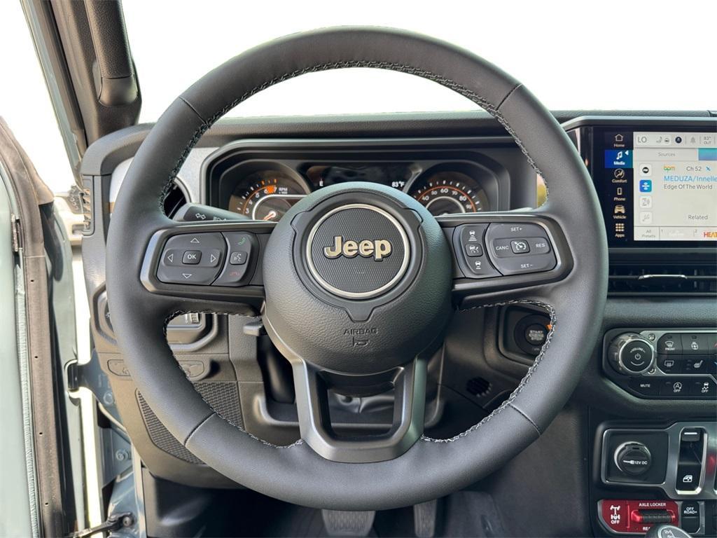 new 2025 Jeep Wrangler car, priced at $41,563