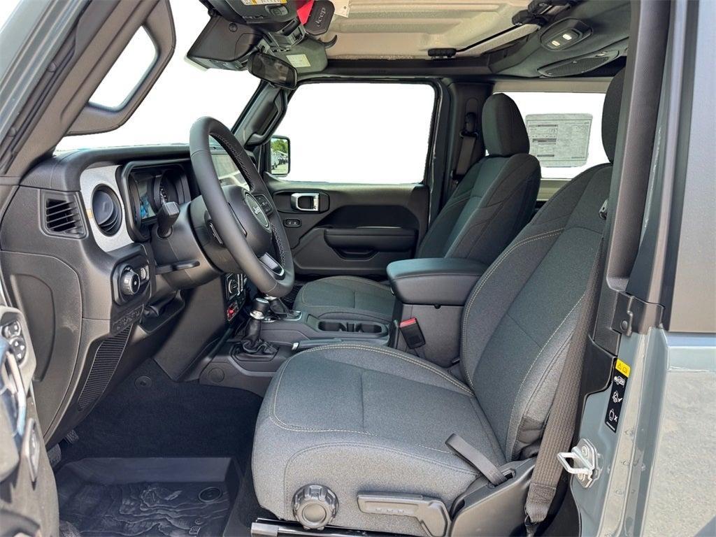 new 2025 Jeep Wrangler car, priced at $924,767