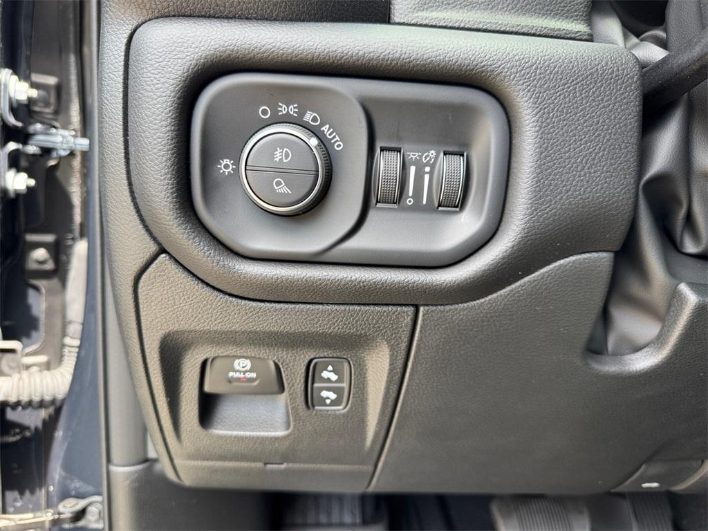 new 2025 Ram 1500 car, priced at $48,838