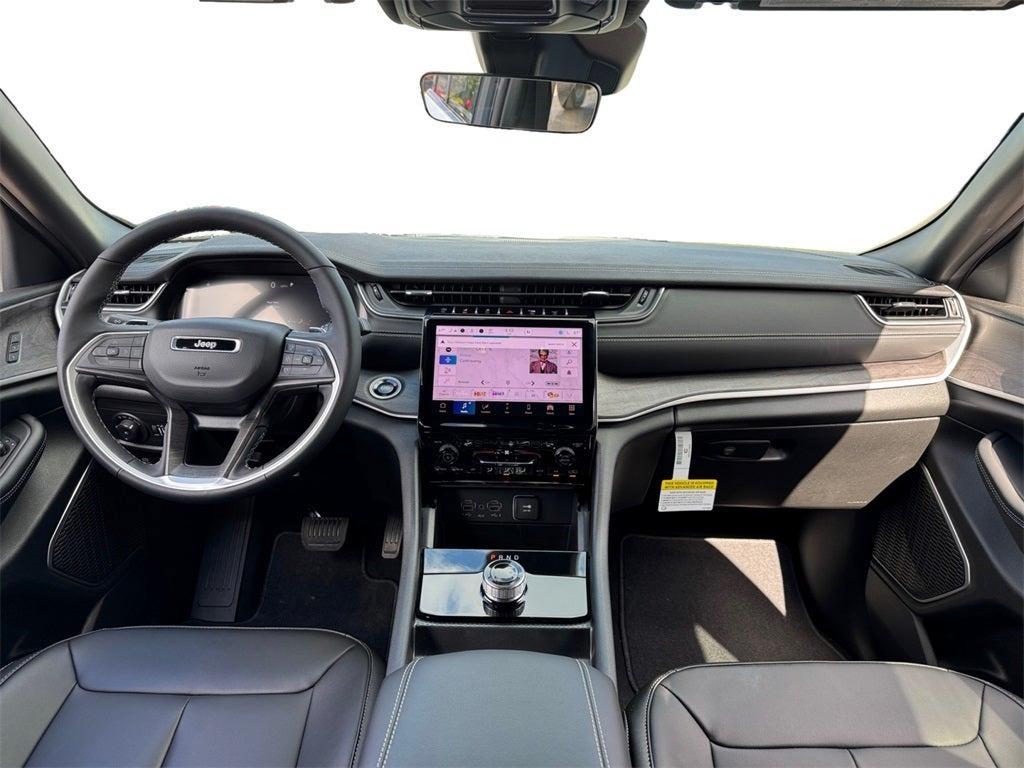 new 2025 Jeep Grand Cherokee car, priced at $38,486