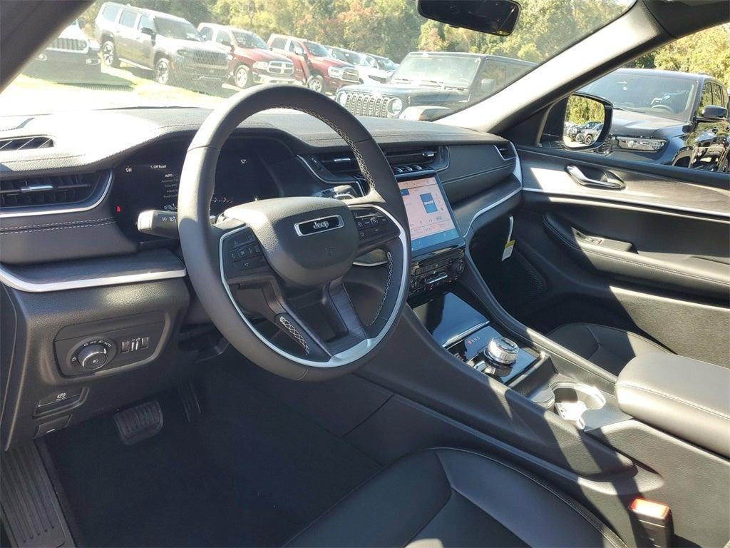 new 2025 Jeep Grand Cherokee L car, priced at $40,467