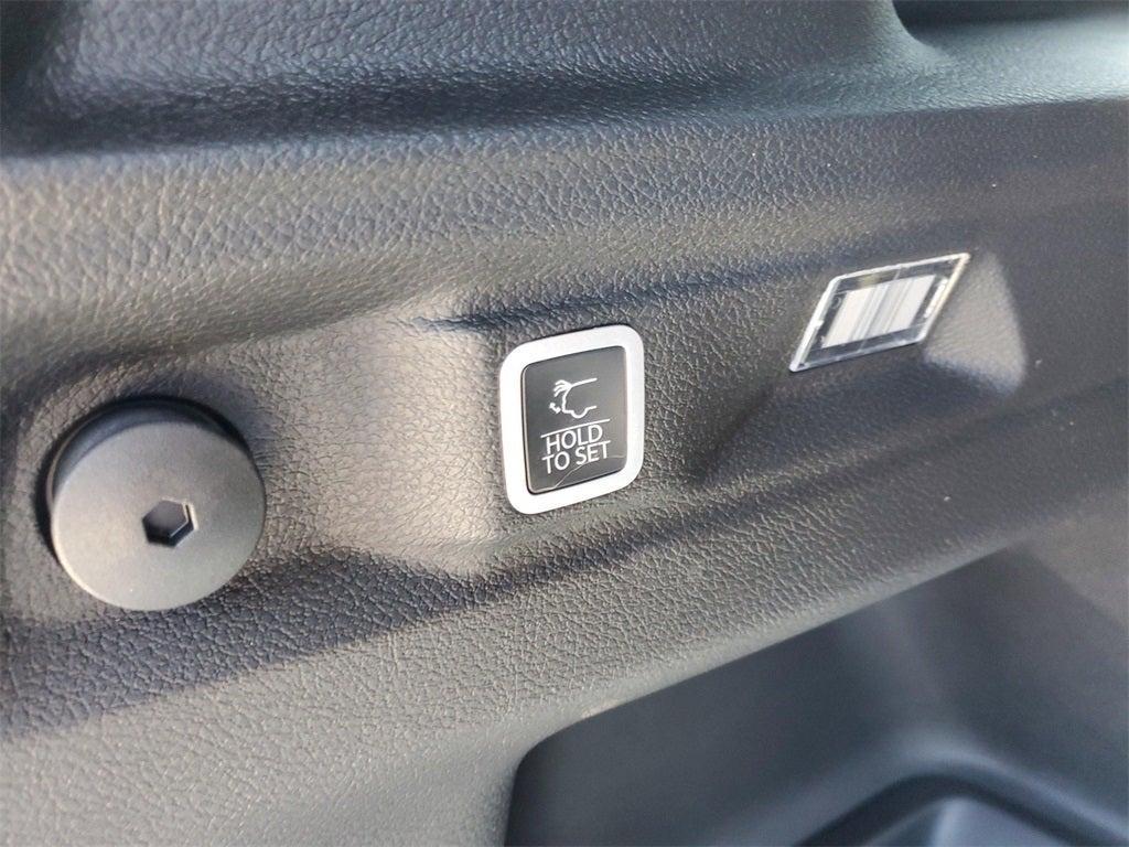 new 2025 Jeep Grand Cherokee L car, priced at $40,467