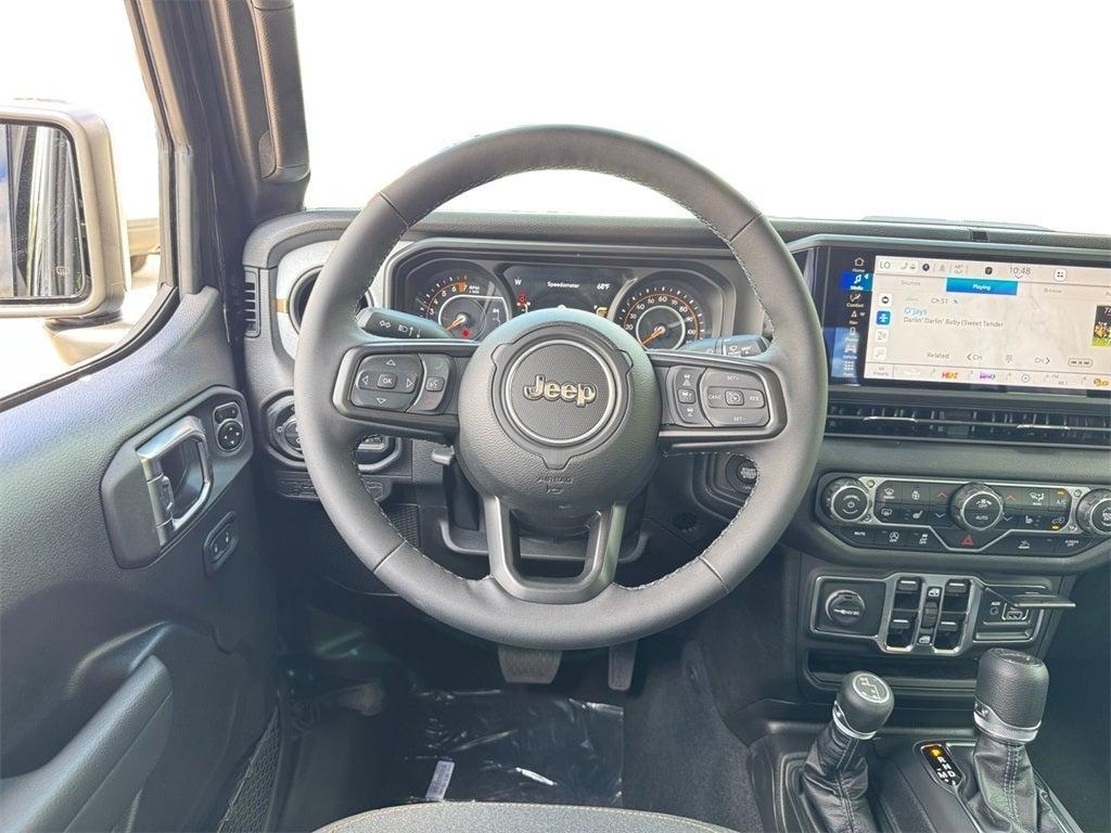 new 2025 Jeep Gladiator car, priced at $47,521